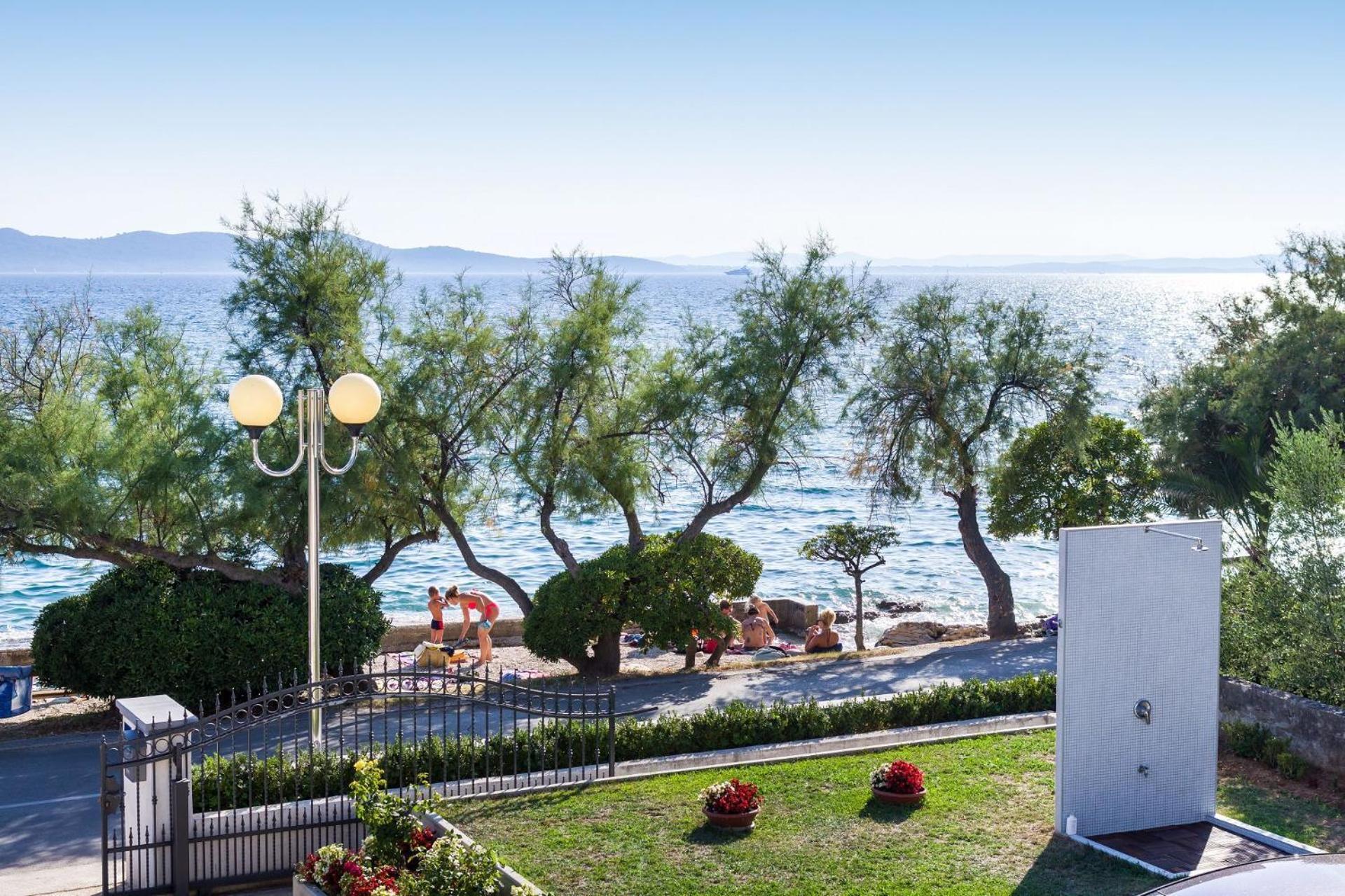 Apartments Petin Zadar Exterior photo